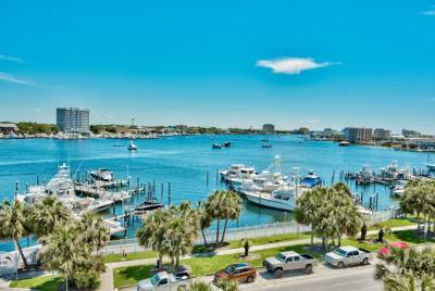 East Pass Towers Marina
