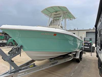 2024 Savannah 2200 deep vee