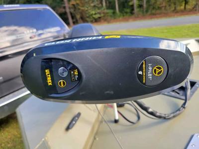 TRACKER GRIZZLY 2072