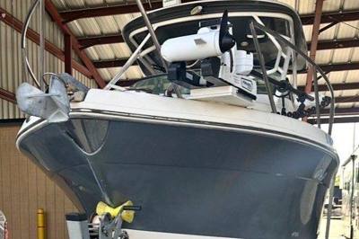 2017 Robalo R265 Walkaround
