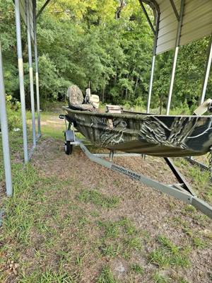 2010 SeaArk 1548 dkld boat