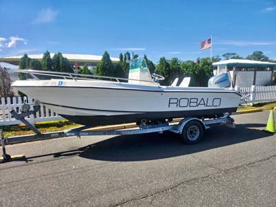 1998 Robalo 2120 Center Console