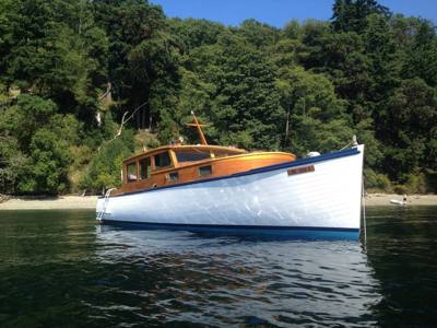 AFTON - 35' Wood Cabin Cruiser
