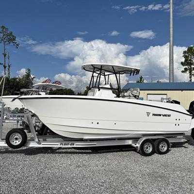 2026 Twin Vee GFX 24GFX