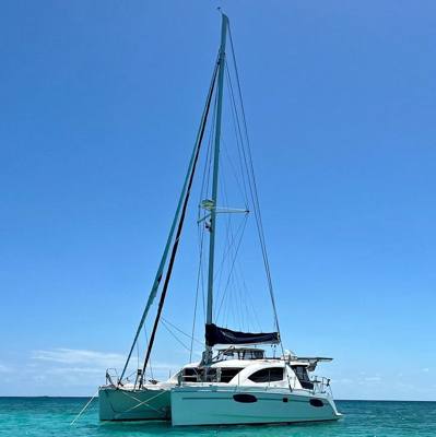 2013 Robertson & Caine leopard 39 sailing catamaran