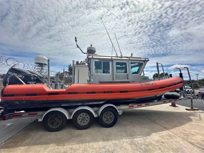 2003 Safe Boat Defender