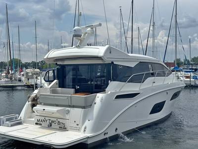 2019 SEA RAY 460 SUNDANCER