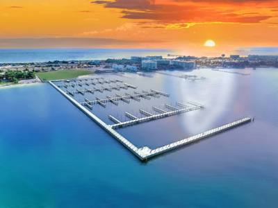 Sunset Isle Resort & Yacht Club