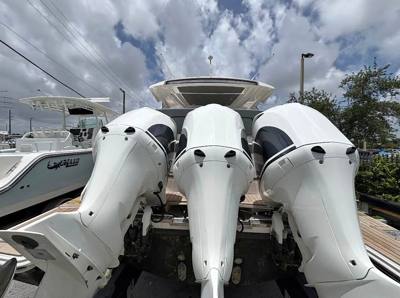 2019 Tiara Yachts 38 ls