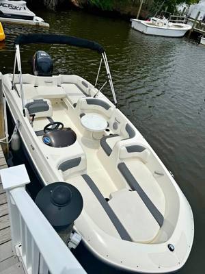 2018 Bayliner Element E18 with Trailer