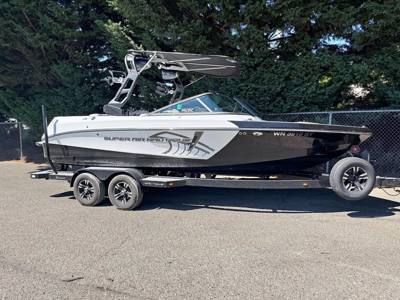 2019 Nautique Super Air Nautique 210