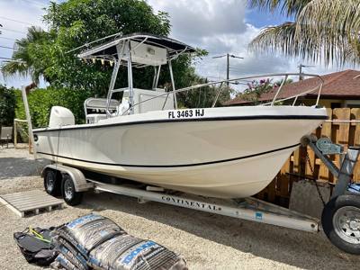 1994 Dusky 227