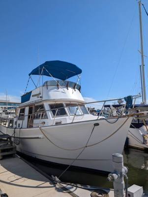 36" Monk Trawler Yacht with liveaboard rights