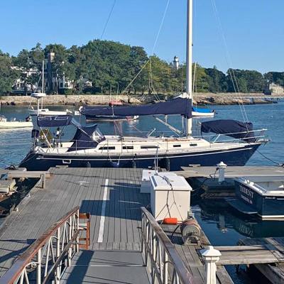 1990 Freedom 38