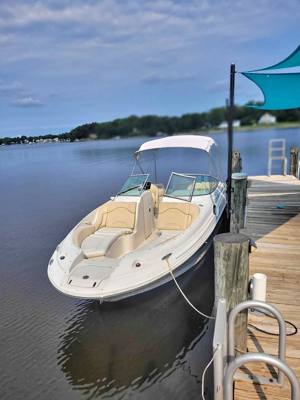2002 Sea Ray sundeck 270