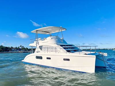 2009 Leopard 37’ Power Catamaran