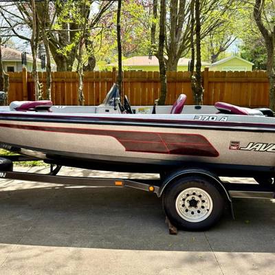1997 Javelin 370A – 130 hp e-tec (2012 model, 276 hrs) – spot lock – dual helix – turnkey
