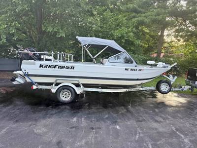 Ultimate Walleye/Salmon/Steelhead boat Kingfisher Falcon 2025