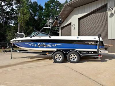 2002 Malibu 23 LSV Wakesetter