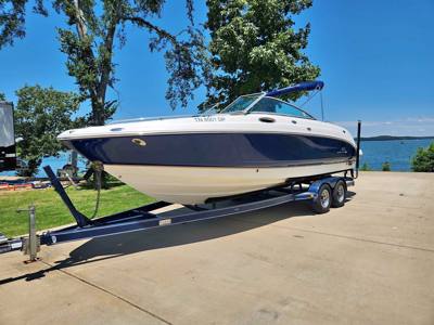 2005 Chaparral 256ssi bowrider