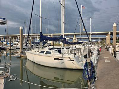 1990 Hunter 28 sugar scoop
