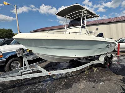 2022 Key Largo 2100 Center Console