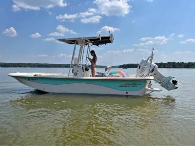 Boat / Carolina Skiff