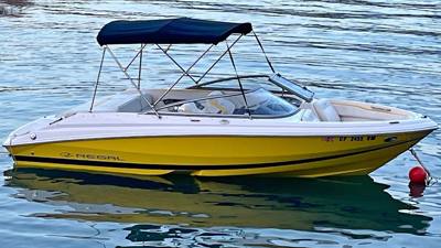 2009 Regal 2000 Bowrider