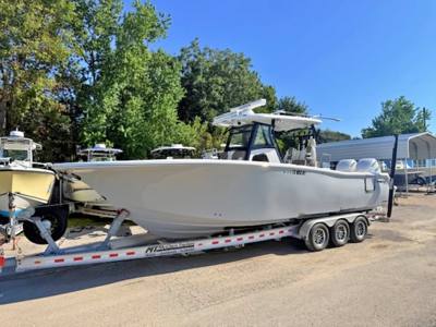 2025 Tidewater 302 CC Adventure