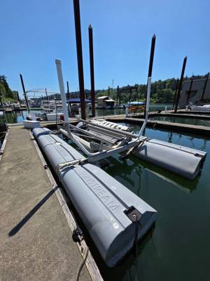 35ft Boat Slip with 10K Sunstream Lift – Waverly Marina