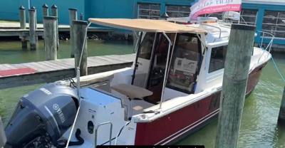 2020 Ranger Tug boat 🚢 (R-27 LE) for $ale.