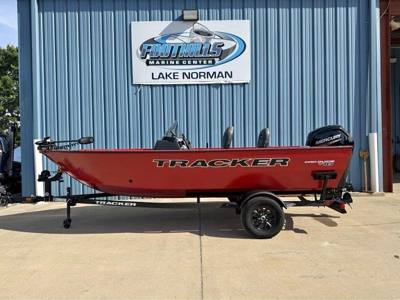 2026 Tracker Pro Guide V-16 SC