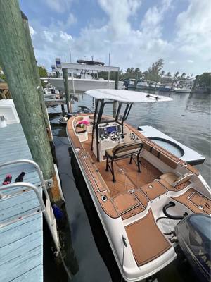 2016 Robalo R200