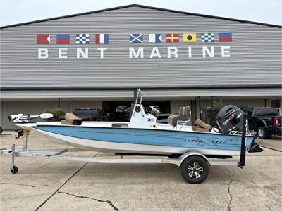 2026 Xpress H20B HYPER-LIFT BAY
