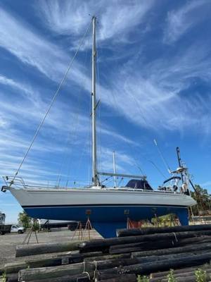 Grand Soleil 50 sailboat