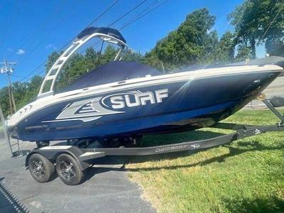 2023 Chaparral 21 Surf