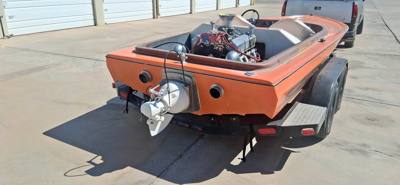 18 FT Hornet Jet Boat