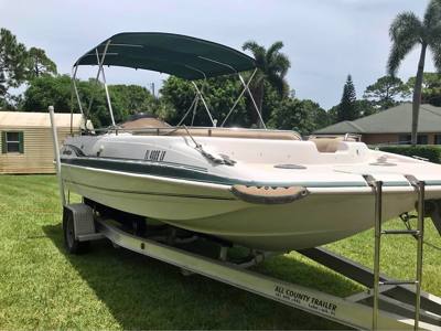 2002 Hurricane deck boat GS201 fun deck