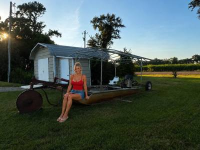 2019 Crawfish boat crawler