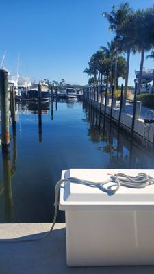 Boat Slip For Rent in Jupiter, Florida at Jonathan's Landing Marina