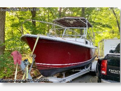1986 Shamrock Cuddy Cabin — 26ft