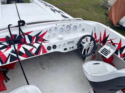 2001 Cougar skater spectre motion 27 MTR cat catamaran
