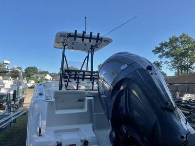 2022 Sea Hunt Ultra 234