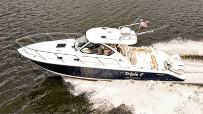 2020 Pursuit Os 325 offshore