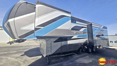2024 Keystone Alpine 3303CK