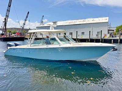 2021 Cobia 330DC