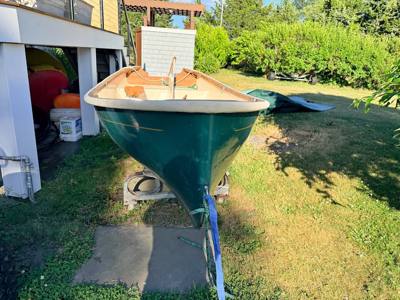TRINKA 10 SAILBOAT