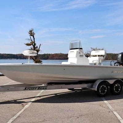 2024 Blazer 2220 Fisherman w/250hp Suzuki and Trailer! 0 Hours! Full Warranty!