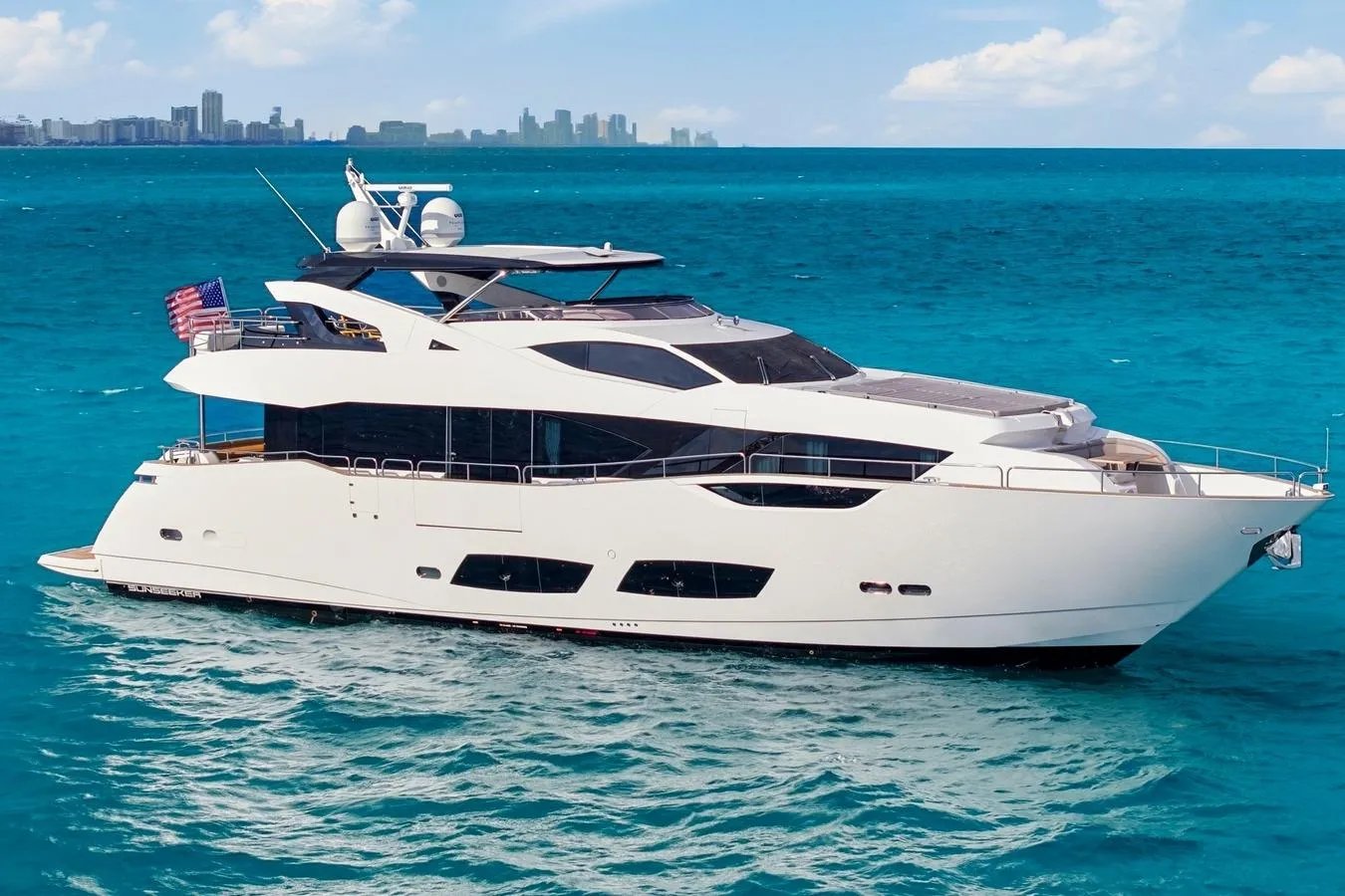 2021 Sunseeker 95 Yacht for sale in Miami